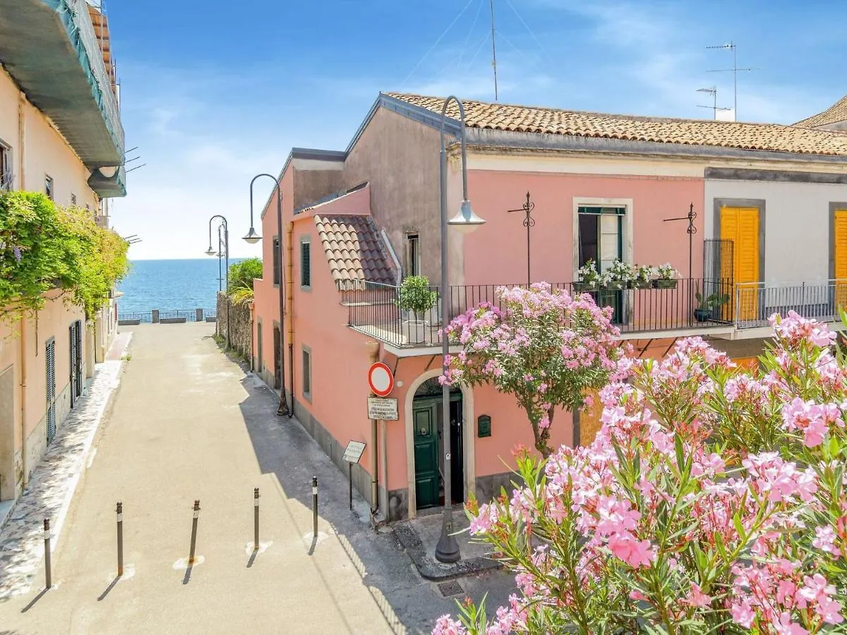 Holiday home Ancient Residence Overlooking The Sea With Garden Santa Tecla