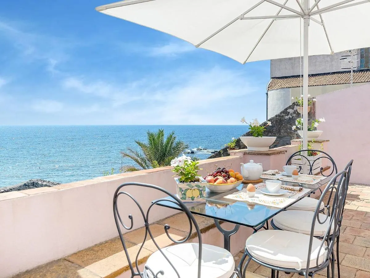 Ancient Residence Overlooking The Sea With Garden Santa Tecla Holiday home