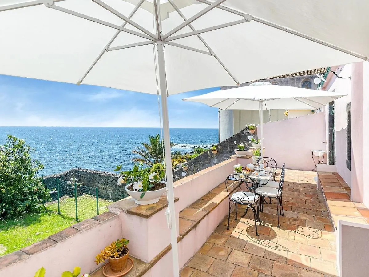 Holiday home Ancient Residence Overlooking The Sea With Garden Santa Tecla Italy